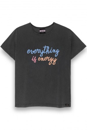 Camiseta everythings energy. Dear tee