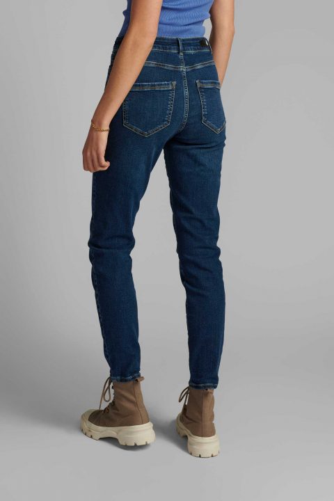 espalda jeans nucanyon numph